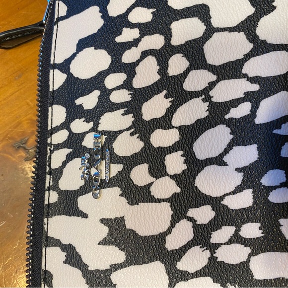 COACH mini wallet - Picture 7 of 9